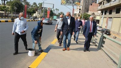 محافظ القليوبية يتابع رفع كفاءة كوبري المظلات ومحيط قصر محمد علي بشبرا الخيمة