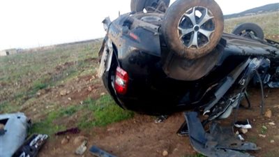 من نفس العائلة.. إصابة 9 أشخاص في حادث إنقلاب سيارة