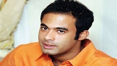 أصدقاء هيثم أحمد زكي يدشنون حملة 