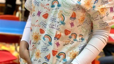 علاج السرطان بالفن.. نورهان النمر تصمّم 