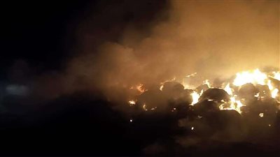 حريق هائل بمصنع مناديل بالمرج