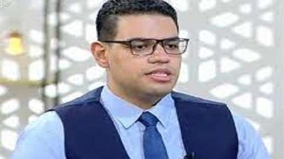 خبير اقتصادي: زيارة رئيس الوزراء لفرنسا تستهدف مجال الطاقة