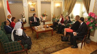 وزير التعليم العالي يستقبل مديرة مكتب الوكالة الأمريكية للتنمية الدولية في مصر