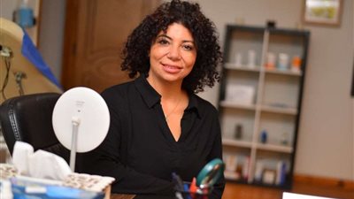 داليا شهاب توضح فوائد حقن مادة البوتکس في الوجه