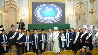 جمعية زوجات ضباط الشرطة تقيم احتفالية الأب القدوة بالإشتراك مع منظمة الأمم المتحدة للفنون