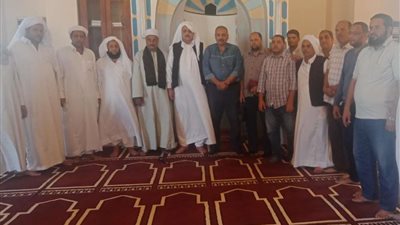 رئيس مدينة مرسى مطروح يزور قرية أبو مرقيق للاستماع للمواطنين ومناقشة مشاكلهم