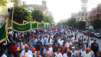 من مسجد صالح الجعفري.. 