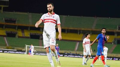 حمدي النقاز يغادر الزمالك.. تعرف على السبب