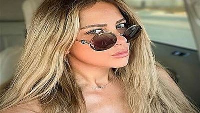 ريم مصطفى تخطف الأنظار في إطلالة مميزة