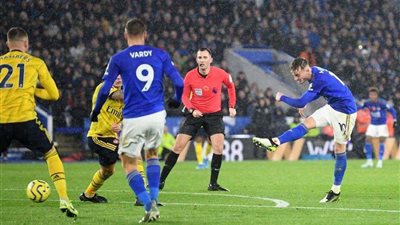 ليستر سيتي يفوز على أرسنال بهدفين بالبريميرليج