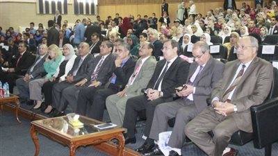 وزير التعليم العالي يستعرض تقريرًا حول فعاليات ورشة عمل للتوعية بمخاطر التسونامي