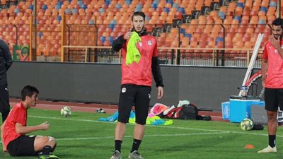 الأهلي يحفز لاعبي المنتخب الأولمبي قبل مواجهة غانا