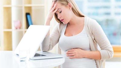 أبرزها الضغط المنخفض.. طبيب يكشف 5 مخاطر تواجه السيدات خلال الحمل