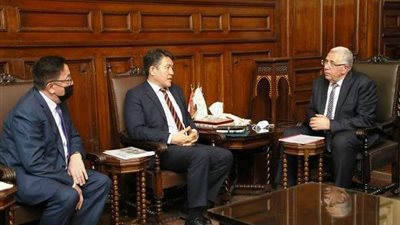 الأمن الغذائي الإسلامية يطالب بالخبرات المصرية في التغيرات المناخية