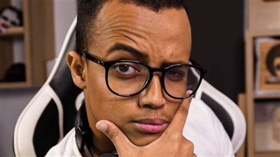 يوتيوبر كويتي يعلن جمع مليون دولار في 28 ساعة.. والسبب