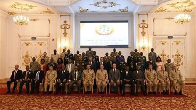 رئيس التدريب بالقوات المسلحة يشهد حفل تخريج 3 دفعات للوافدين