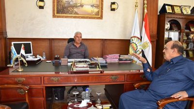 تفاصيل لقاء محافظ مطروح برئيس لجنة الشئون العربية
