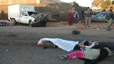 مصرع شخص وإصابة 12 آخرين في المنيا