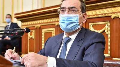 جواهرجية مصر| إصدار 7 تراخيص جديدة للتنقيب عن الذهب يفتح أفاق جديدة للصناعة وزيادة الصادرات