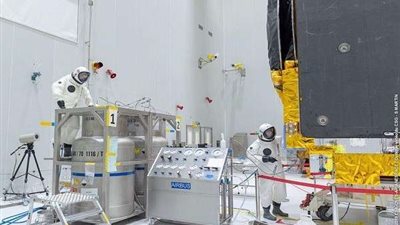 خلال أيام.. مصر تحتفل بإطلاق القمر الصناعي المصري الأول للاتصالات 