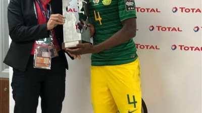 تيبوهو موكوينا أفضل لاعب في مباراة كوت ديفوار وجنوب أفريقيا