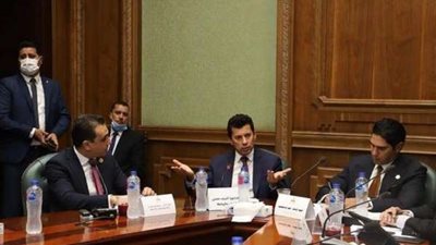 أشرف صبحي يشارك في اجتماع لجنة الرياضة بالشيوخ