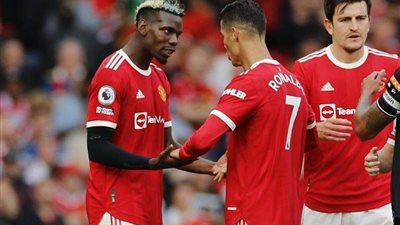 أسطورة مانشستر يونايتد يفتح النار على بوجبا بعد أداءه أمام أتالانتا