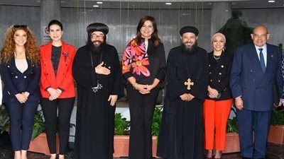 وزيرة الهجرة تلتقي وفدين من أسقفية الخدمات بالكنيسة و