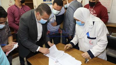 محافظ المنوفية يتابع رصف الطريق الدائري الجديد بشبين الكوم وعدة محاور