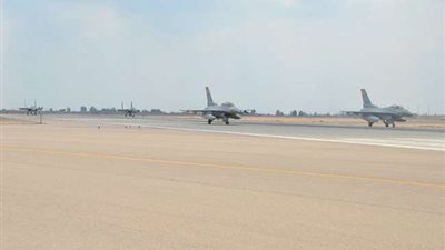 القوات الجوية المصرية والهندية تنفذان تدريبا مشتركا بإحدى القواعد المصرية