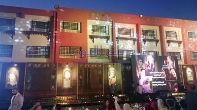 نجوم الزمن الجميل يزينون احتفالية مدرسة 