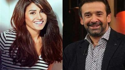 كريم عبدالعزيز ينشر صورة من كواليس فيلمه برفقة دينا الشربيني