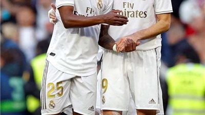 بنزيما على رأس قائمة ريال مدريد لمواجهة رايو فايكانو في الدوري الإسبانى