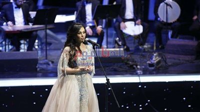 بمشاركة مدحت صالح.. مروة ناجي تحيي حفلا غنائيا على مسرح الماركي