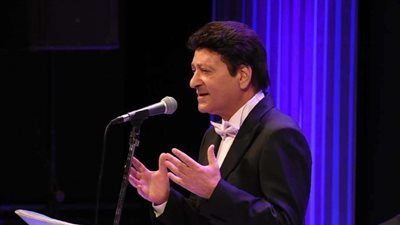 محمد الحلو يشارك جماهيره بأحدث أغانيه 