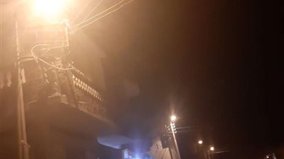 بعد تكليف المحافظ.. رئيس مدينة مرسى مطروح ينتهى من إنارة عزبة العجارمة