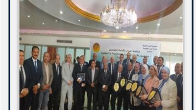 أول جلسة حوارية لإيجاد حلول لأزمة عجز المعلمين