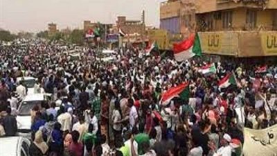 المهنيين السودانيين يدخلون في عصيان مدني شامل.. اليوم