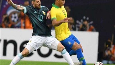 تياجو سيلفا يفتح النار على ميسي