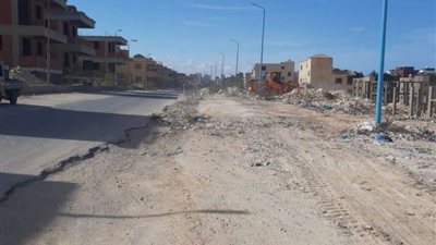 رئيس مدينة مطروح: البدء في توسعات ورفع كفاءة طريق 