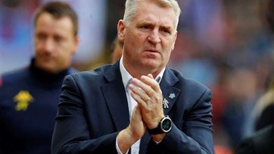 بـ رسالة وداعية.. أستون فيلا يعلن إقالة مدربه