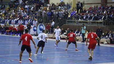 انطلاق فعاليات الموسم الثاني الختامي لدوري مستقبل وطن لكرة القدم (صور)