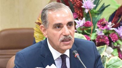 تشغيل حاويات بسعة 50 طن كنقاط تمركز لجمع القمامة والمخلفات بأسيوط