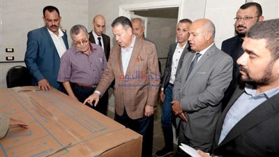 محافظ بني سويف يتابع مستوى الخدمات المقدمة بالوحدات الصحية بقرى الفشن وببا