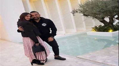 درة تشارك زوجها بإطلالتها الجذابة في أحدث ظهور