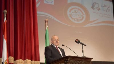 الخشت: جاهزون لـ الانتخابات الطلابية وحظر الدعاية السياسية والدينية