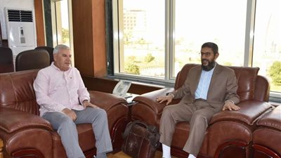 محافظ مطروح: وضع خطة متكاملة لحماية السواحل الشمالية