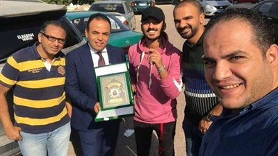 جامعة الأزهر تكرم 