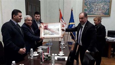 محافظ أسوان يزور مدينة أوجتسا غربي صربيا (صور)