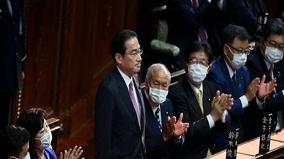 فوميو كيشيدا رئيساً لـ وزراء اليابان بفوز ساحق